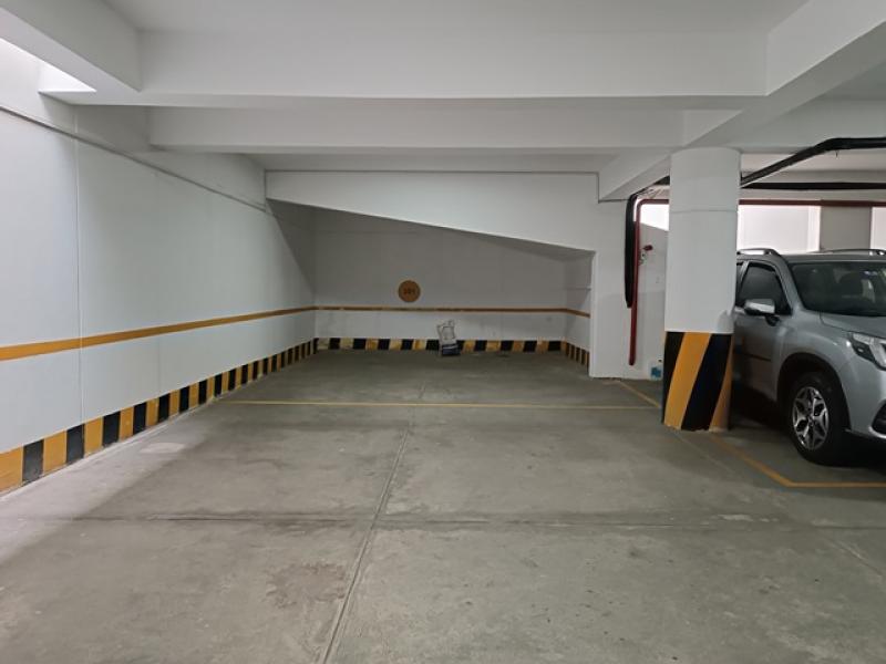 Exclusivo Departamento en Malecon Miraflores Frente al Mar en Venta 3 Dorm. A.C. 184 mt.