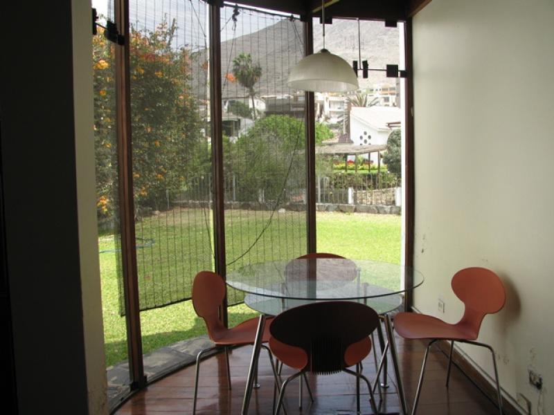 Magnifica Residencia en Venta Frente al Club La Laguna La Molina 5 Dormitorios A.T. 766