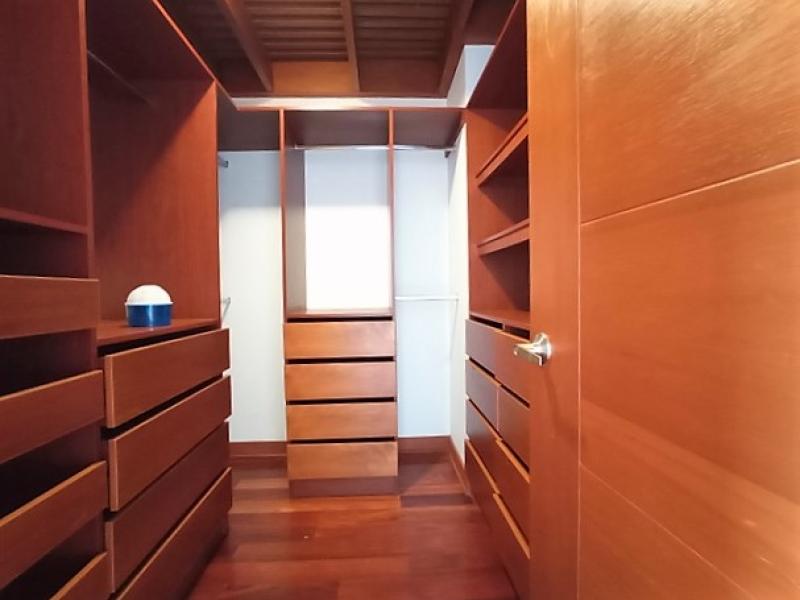 Pent-house Dúplex en Alquiler Zona Exclusiva San Isidro 4 Dormitorios $5,500 A.C. 410 mt.