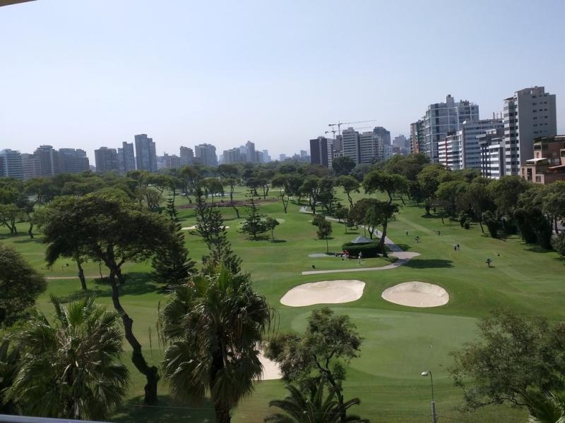 Departamento en Venta Zona Exclusiva de San Isidro Frente al Golf $678,400 A.C 212 mt