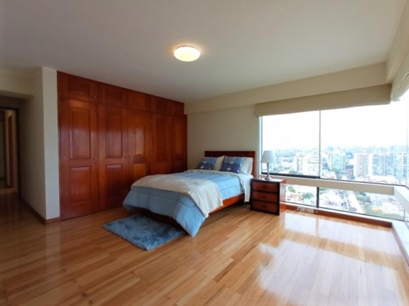 Departamento en Venta Zona Exclusiva de San Isidro Frente al Golf $678,400 A.C 212 mt