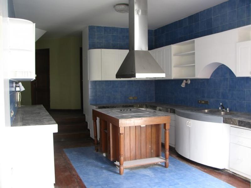 Magnifica Residencia en Venta Frente al Club La Laguna La Molina 5 Dormitorios A.T. 766