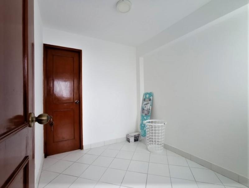 Departamento en Venta Zona Exclusiva de San Isidro Frente al Golf $678,400 A.C 212 mt