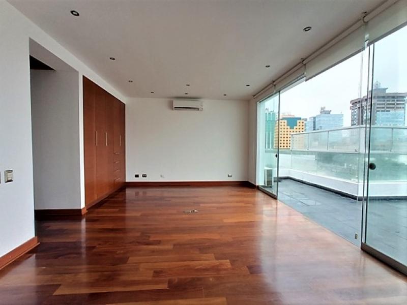 Pent-house Dúplex en Alquiler Zona Exclusiva San Isidro 4 Dormitorios $5,500 A.C. 410 mt.