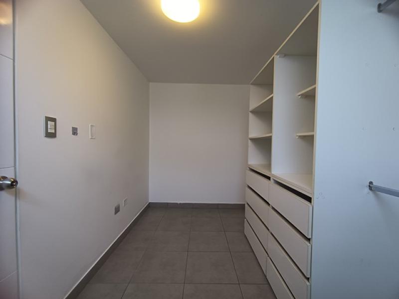 Exclusiva Residencia en Alquiler Urb. Aurora Miraflores 4 Dormitorios 4 Baños AT. 315 mt.