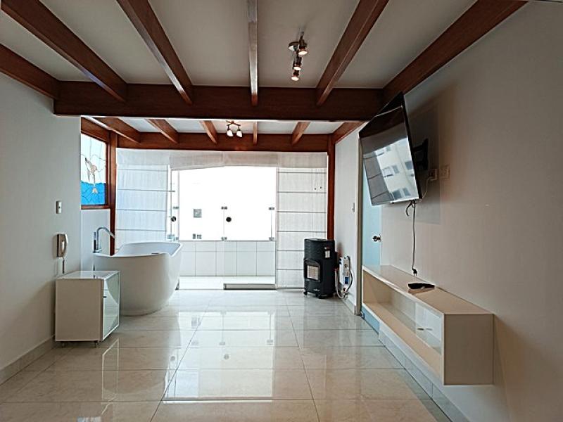Pent-house Dúplex en Alquiler Amoblado de Lujo Vista Lateral al Mar $2,500 A.O. 260 mt.