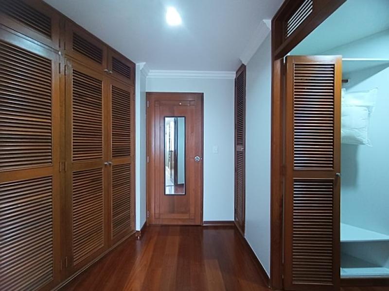 Exclusivo Dpto. Frente al Mar en Malecón Cisneros en Alquiler 3 Dorm. A.C. 198 mt. $2,600