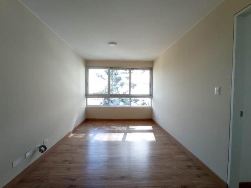 Departamento Dúplex en Alquiler Urb. Aurora Miraflores 3 Dormitorios $1,450 A.C. 170 mt.