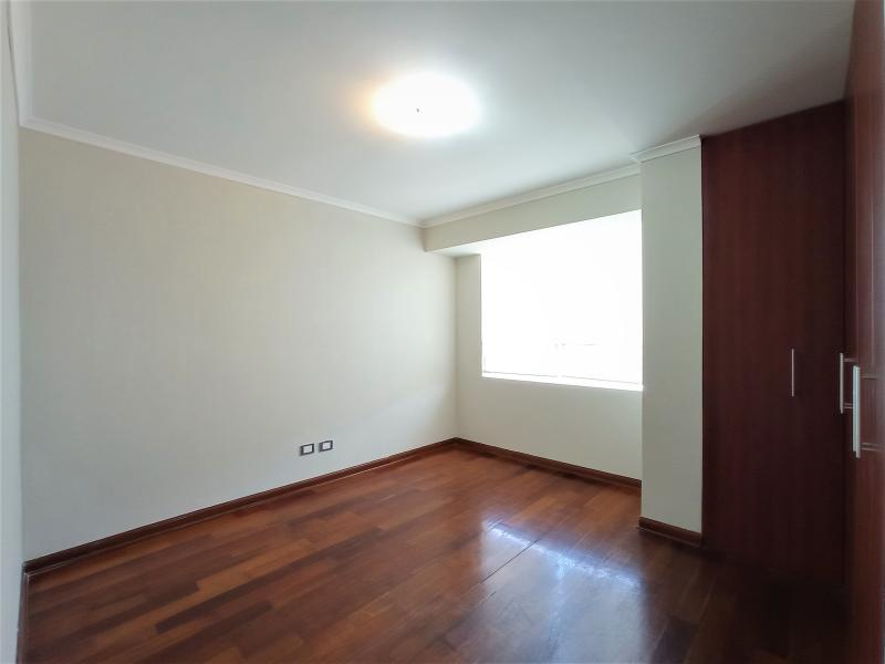 Dpto. en Alquiler Renovado en San Isidro Sin Muebles 3 Dormitorios A.C. 150 mt. S/.4,200