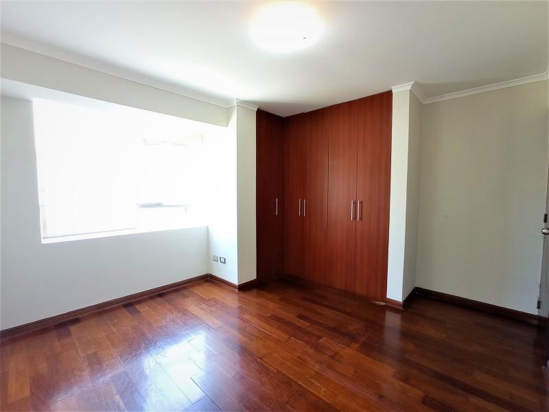 Dpto. en Alquiler Renovado en San Isidro Sin Muebles 3 Dormitorios A.C. 150 mt. S/.4,200