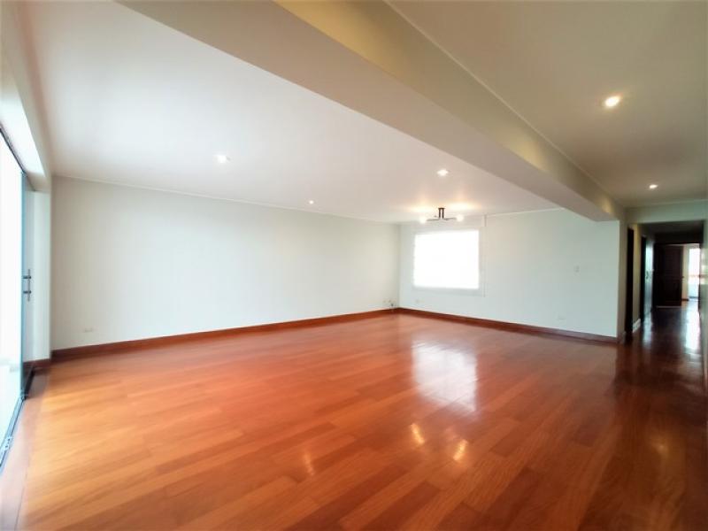 Dpto. en Vta. Zona Exclusiva de Chacarilla Surco 3 Dorm. $375,000 A.C. 198 MT.