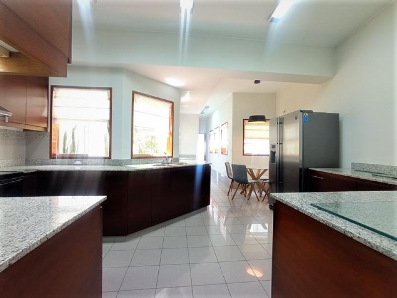 Estupendo Pent-house Triplex en Alquiler en Barranco 4 Dorm. $3,300 A.O. 480 mt.