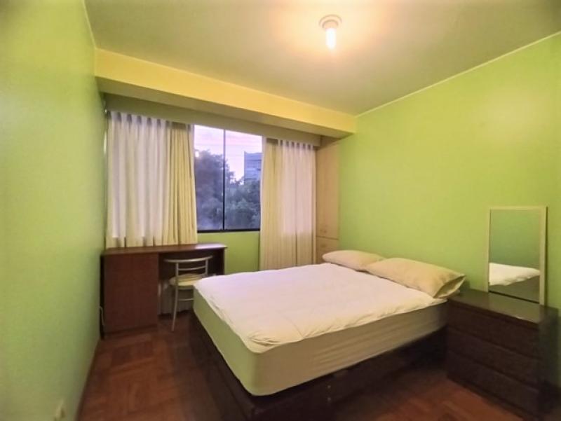 Dpto. Alquiler Amoblado en Paseo del Bosque San Borja 3 Dorm. cochera $900