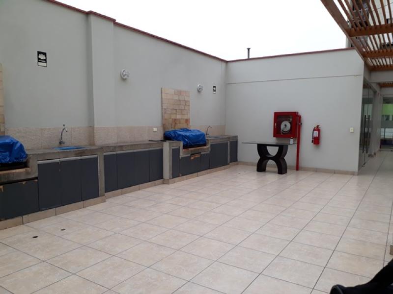 Departamento en Alquiler Chorrillos Urb. La Campiña 3 Dormitorios S/.1,600