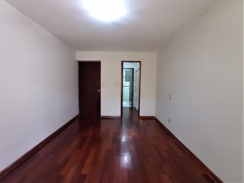 Dpto. en Alquiler Renovado en San Isidro Sin Muebles 3 Dormitorios A.C. 150 mt. S/.4,200