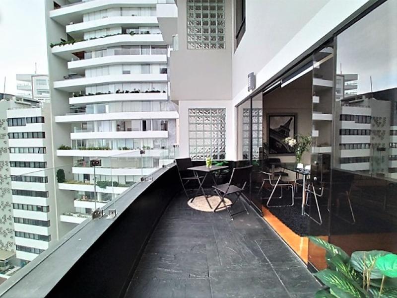 Departamento Dúplex en Alquiler en Miraflores Frente al Mar 2 dormitorios $1,600 A.C. 100
