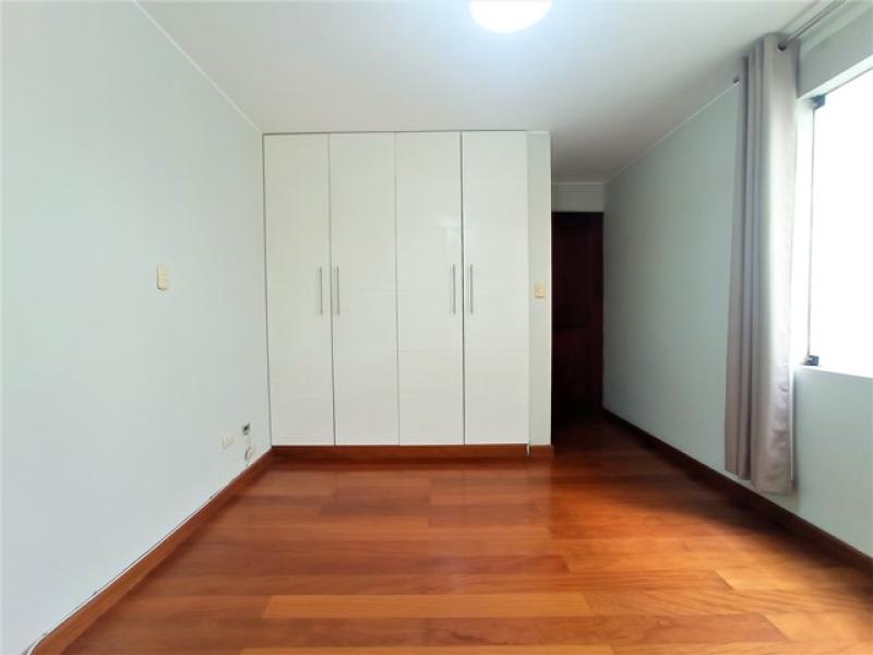 Dpto. en Vta. Zona Exclusiva de Chacarilla Surco 3 Dorm. $375,000 A.C. 198 MT.