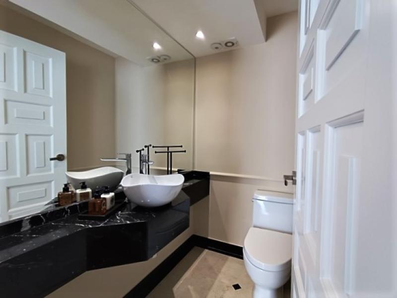 Exclusivo Departamento de Lujo Frente a Parque en San Isidro 3 Dormitorios A.C. 151 mt.