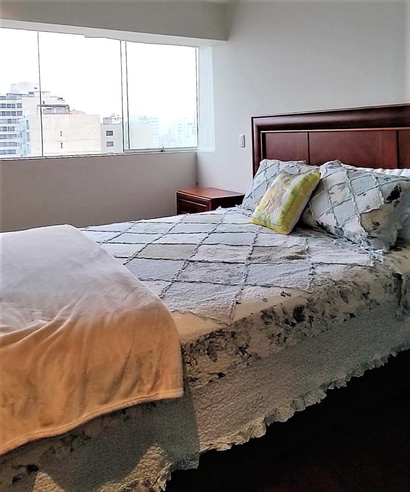 Pent-house Dúplex en Alquiler Amoblado de Lujo Vista Lateral al Mar $2,400 A.O. 260 mt.