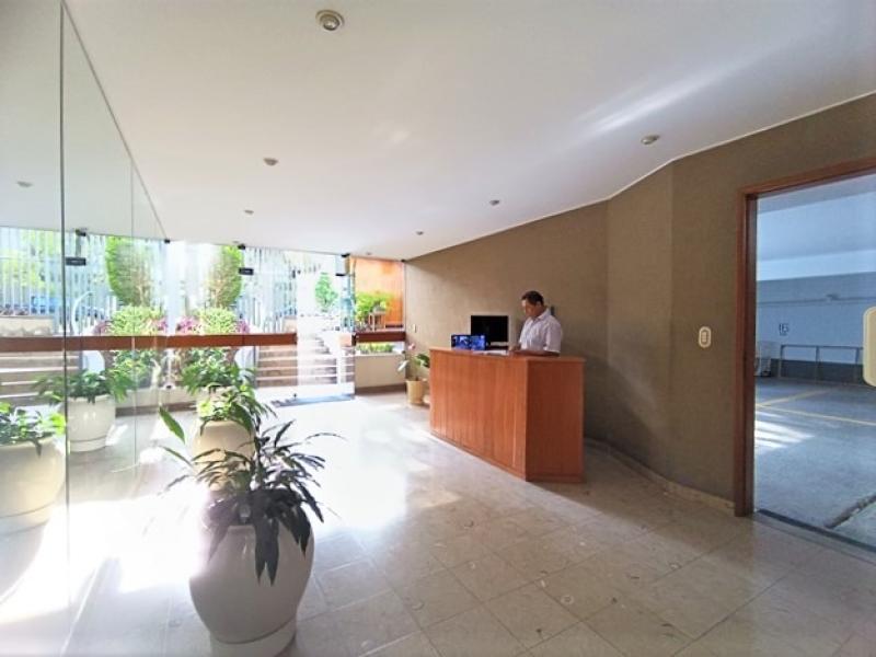 Dpto. en Alq. CHACARILLA - Surco Zona Exclusiva 3 Dorm. A.C. 241.40  $1,800
