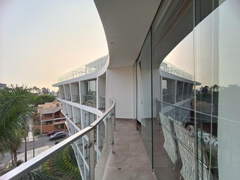 Exclusivo Departamento en Venta Urb. Monterrico, Surco - Condominio con Áreas Comunes