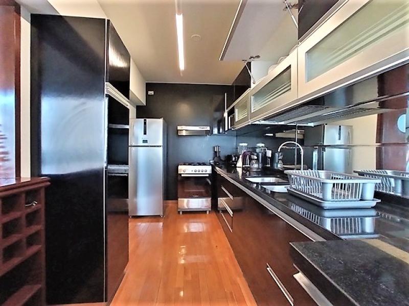 Departamento Dúplex en Alquiler en Miraflores Frente al Mar 2 dormitorios $1,600 A.C. 100