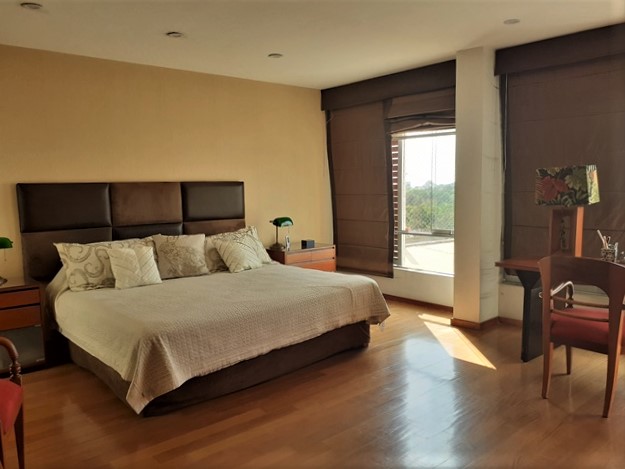 Casa en Alquiler Urb. Cerros de Camacho Surco Condominio 3 Dormitorios $2,500 A.T  400 mt.