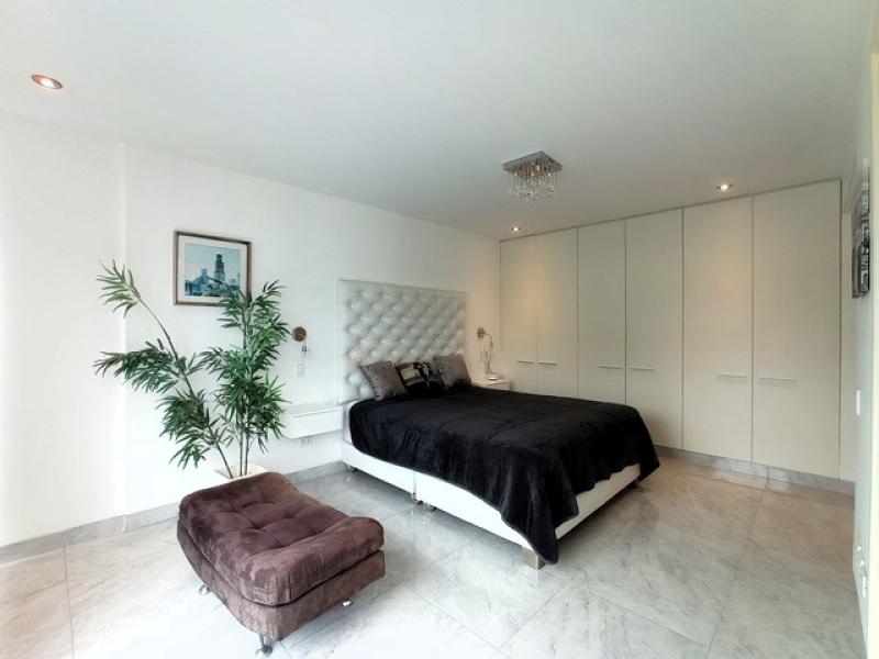 Departamento Dúplex en Alquiler Miraflores 1 Dormitorio $1,050 A.C 80 mt.