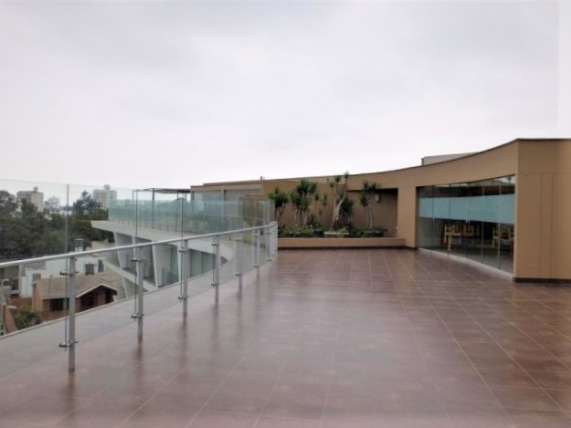 Exclusivo Departamento en Venta Urb. Monterrico, Surco - Condominio con Áreas Comunes