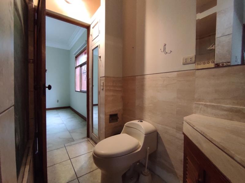 Casa en Alquiler en Zona Exclusiva de San Isidro  4 Dormitorios