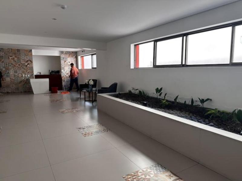 Departamento en Venta en Pleno Corazón de Barranco 1 Dorm. 1.5 Baño $215,000 A.C. 74 mt.