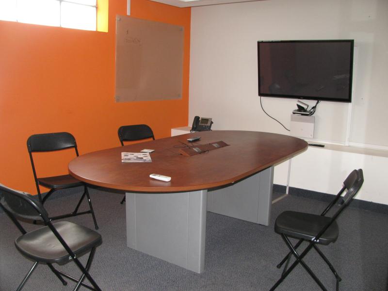 Local Industrial en Alquiler en Surquillo 5 Pisos A.C. 2,000 mt. $12,000