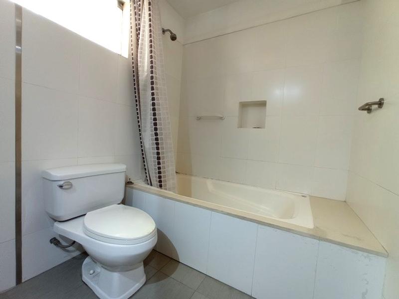 Dpto. en Vta. Zona Exclusiva de Chacarilla Surco 3 Dorm. $375,000 A.C. 198 MT.