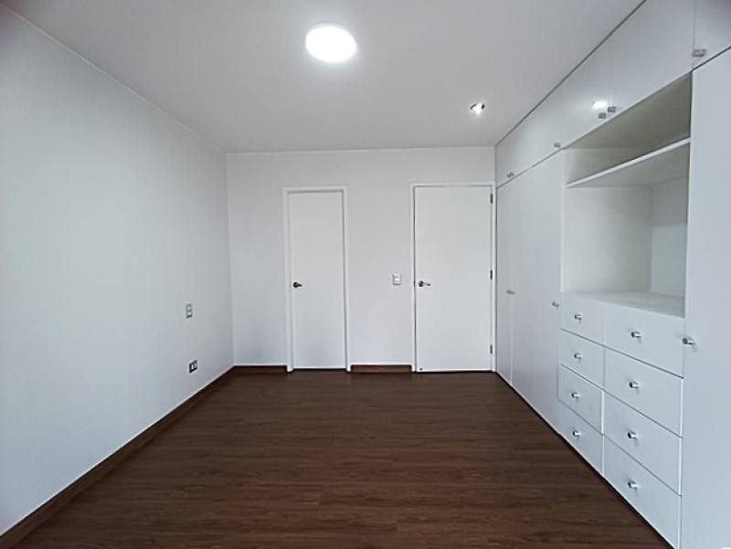 Departamento en Alq. en el Corazón de Miraflores 3 Dormitorios $1,150 A.C. 111 mt.