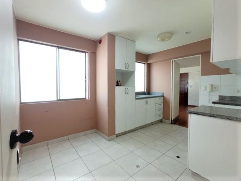 Oportunidad Dpto. Funcional y Céntrico en Lince Limite con San Isidro 3 Dorm. A.C 83 mt,